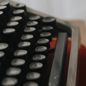 Lyhnia - Contact us!